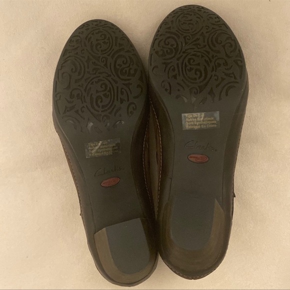 New! Clarks™ Artisan 82792 Collection Mid-Boot - Picture 12 of 13